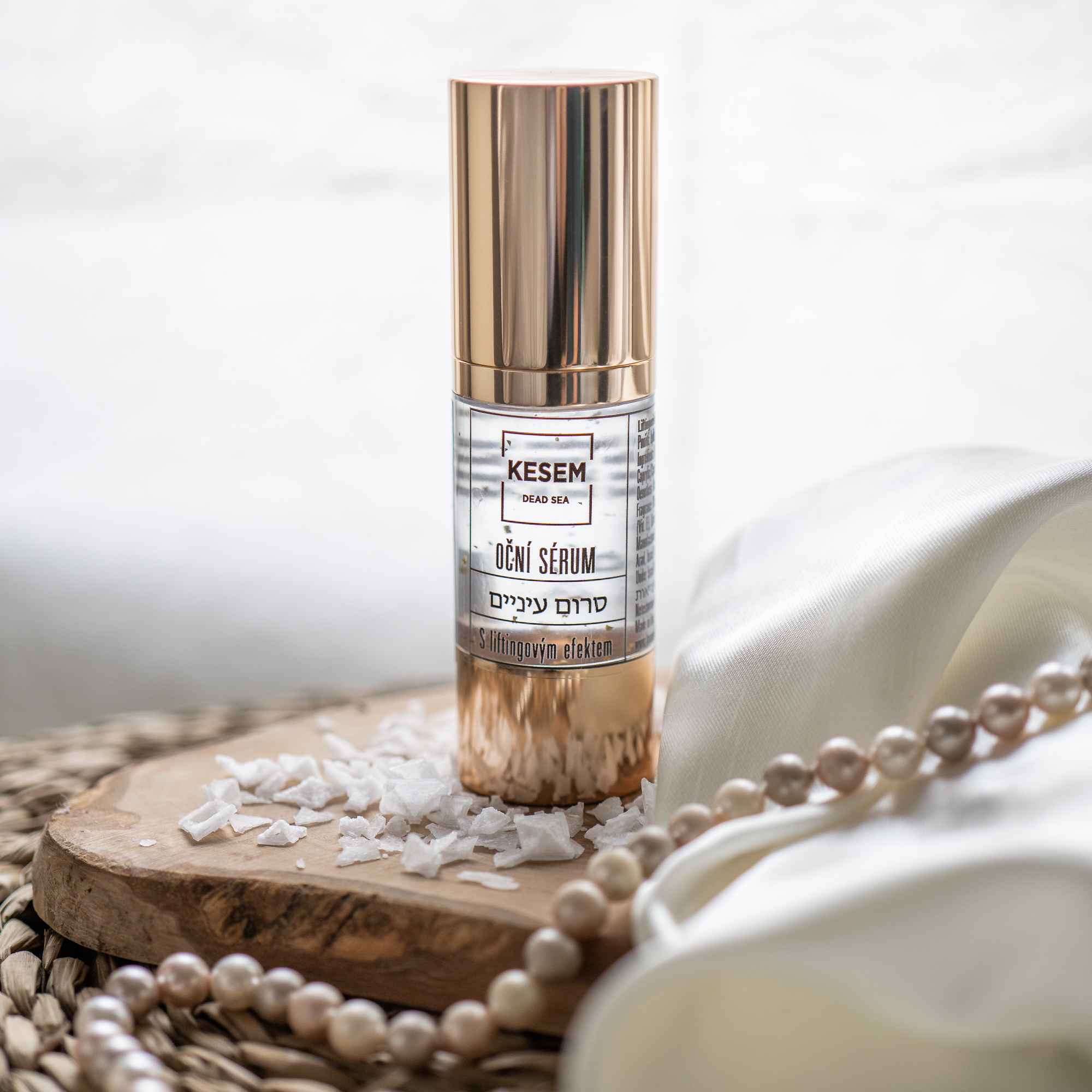 AVA4005 Liftingove ocni serum